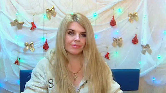 Snapshot of Julya_Barbi chatting on December 2024 03:09:01 AM Julya Barbi online show from December 2024 03:09:01 AM