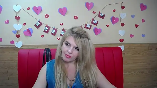 Snapshot of Julya_Barbi chatting on February 2025 09:04:02 AM Julya Barbi online show from February 2025 09:04:02 AM