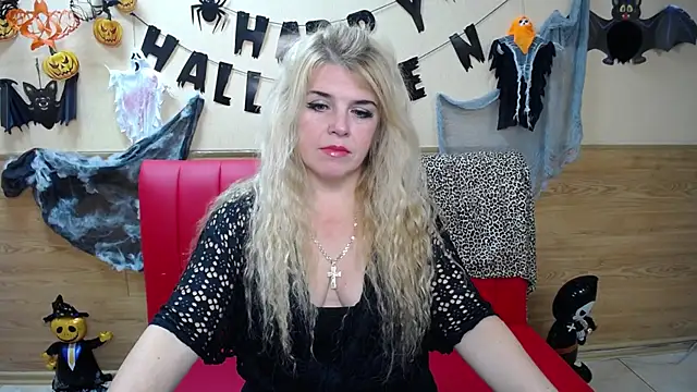 Snapshot of Julya_Barbi chatting on November 2025 06:12:02 AM Julya Barbi online show from November 2025 06:12:02 AM