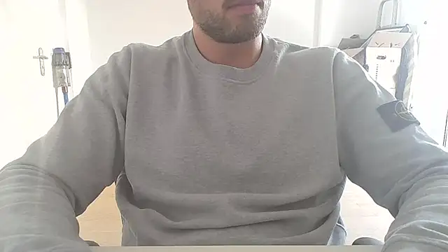 Snapshot of taallguyy_196 chatting on September 2025 04:20:02 PM taallguyy 196 online show from September 2025 04:20:02 PM