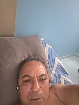 Snapshot of abdelhak33 chatting on March 2026 06:33:01 PM abdelhak33 online show from March 2026 06:33:01 PM