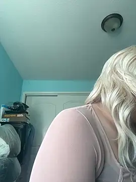 Jessica-Aine online show from November 2025 10:08:01 PM