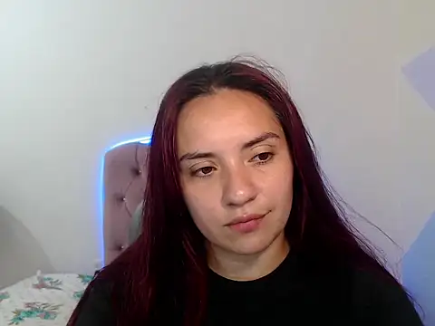 Snapshot of nicoll_crazzy chatting on January 2026 04:44:01 PM nicoll crazzy online show from January 2026 04:44:01 PM