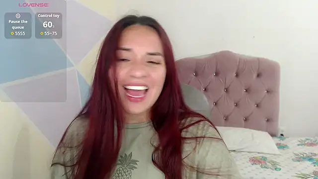 Snapshot of nicoll_crazzy chatting on February 2026 01:28:01 PM nicoll crazzy online show from February 2026 01:28:01 PM