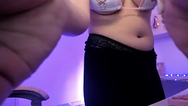 Francesca1  online show from December 2024 09:45:02 PM