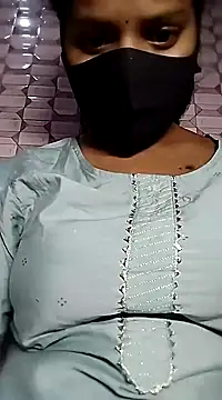 Shivani Tivari online show from December 2024 09:47:02 PM