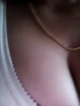 Snapshot of Sneha_gril chatting on February 2025 02:20:02 AM Sneha gril online show from February 2025 02:20:02 AM