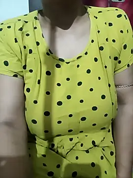 Snapshot of Sneha_gril chatting on October 2025 03:07:02 PM Sneha gril online show from October 2025 03:07:02 PM