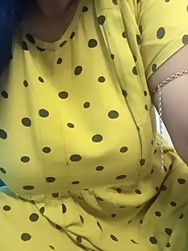 Snapshot of Sneha_gril chatting on October 2025 06:45:02 AM Sneha gril online show from October 2025 06:45:02 AM