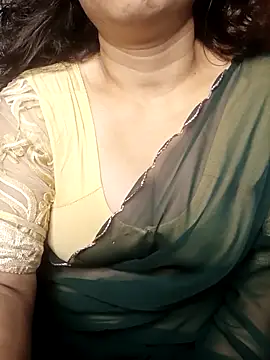 Snapshot of Sneha_gril chatting on October 2025 04:44:02 PM Sneha gril online show from October 2025 04:44:02 PM