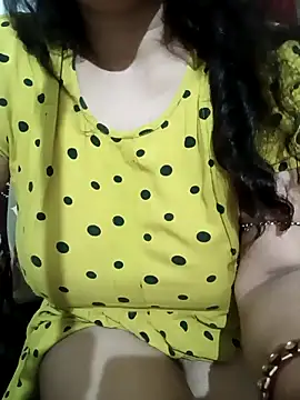 Snapshot of Sneha_gril chatting on November 2025 02:28:01 PM Sneha gril online show from November 2025 02:28:01 PM