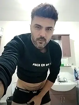 Snapshot of hot_man_eray chatting on October 2025 08:31:02 PM hot man eray online show from October 2025 08:31:02 PM