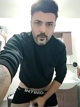 Snapshot of hot_man_eray chatting on November 2025 03:47:02 PM hot man eray online show from November 2025 03:47:02 PM