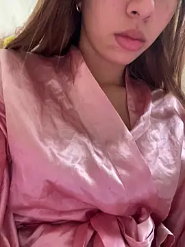Aaliyah Salma online show from May 2026 07:07:02 PM