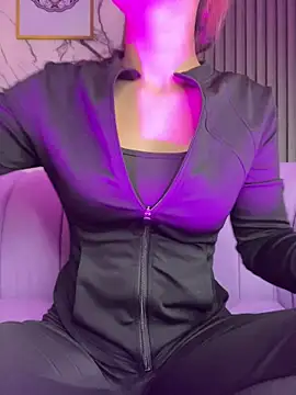 Aaliyah Salma online show from May 2026 03:53:02 PM
