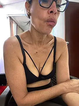 Snapshot of Goddess-Love- chatting on June 2026 01:50:01 PM Goddess-Love- online show from June 2026 01:50:01 PM