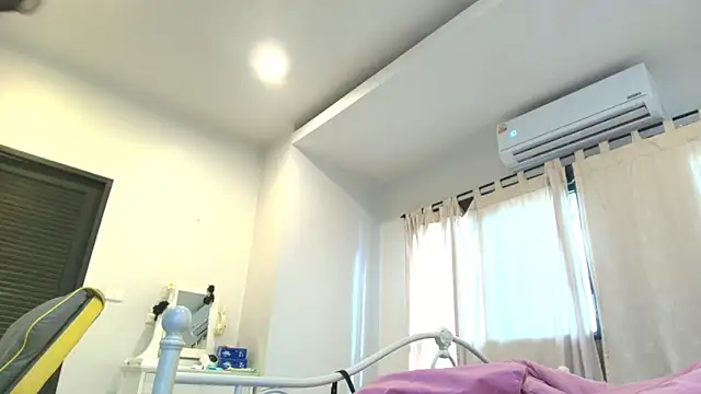 Snapshot of seo_yeon_ chatting on December 2024 12:43:02 AM seo yeon online show from December 2024 12:43:02 AM