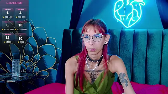 Snapshot of Lunamistyc chatting on November 2025 07:35:01 PM Lunamistyc online show from November 2025 07:35:01 PM