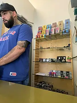 Snapshot of jr91esl chatting on February 2025 08:19:02 PM jr91esl online show from February 2025 08:19:02 PM