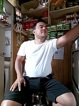 Snapshot of TheBriiaand30 chatting on January 2026 01:59:01 PM TheBriiaand30 online show from January 2026 01:59:01 PM