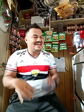 Snapshot of TheBriiaand30 chatting on March 2026 03:07:02 PM TheBriiaand30 online show from March 2026 03:07:02 PM