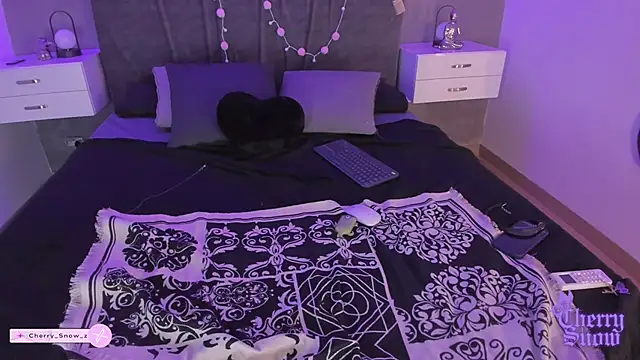 Snapshot of _cherrysnow chatting on September 2025 04:17:01 AM cherrysnow online show from September 2025 04:17:01 AM