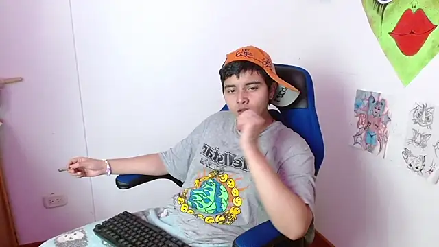 Snapshot of Hgp3riodictabl3 chatting on January 2025 10:16:02 AM Hgp3riodictabl3 online show from January 2025 10:16:02 AM