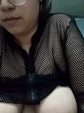 rosegloss69 online show from December 2024 08:35:01 AM