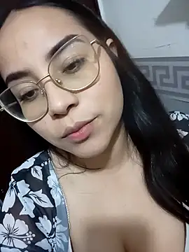 rosegloss69 online show from January 2025 06:38:01 AM