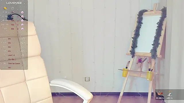 Evacadooo online show from December 2024 05:23:01 AM