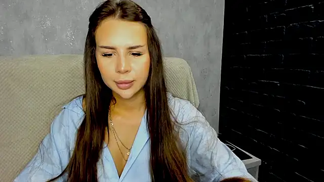 Snapshot of SuraMune chatting on February 2026 01:26:01 PM SuraMune online show from February 2026 01:26:01 PM