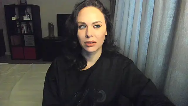 MollyCheiz online show from March 2025 01:17:02 PM