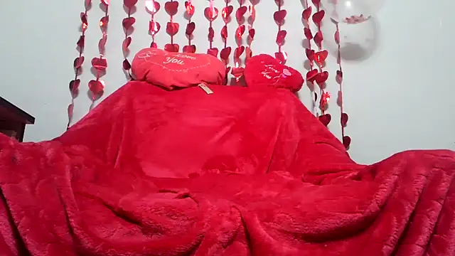 kisandgioni online show from February 2025 10:33:01 PM