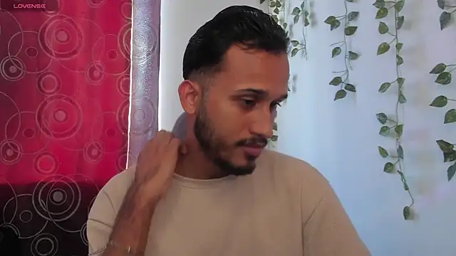 Raf brunette online show from October 2025 11:40:01 AM