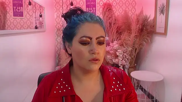 Snapshot of scarleth_blue chatting on February 2026 03:11:02 AM scarleth blue online show from February 2026 03:11:02 AM