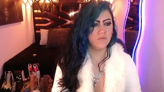 Snapshot of scarleth_blue chatting on April 2026 03:18:01 AM scarleth blue online show from April 2026 03:18:01 AM