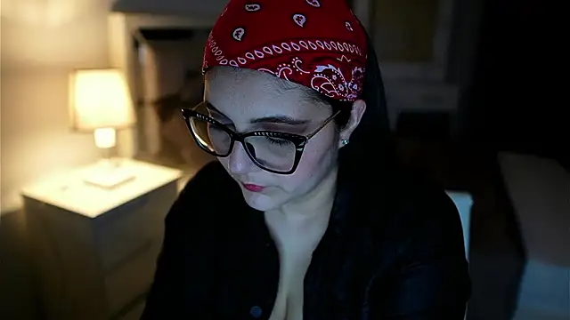 Camilaa bueno online show from January 2026 11:25:01 PM