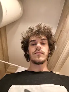 Perry Knight online show from October 2025 06:19:01 PM