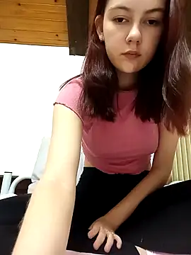 Snapshot of ella_grays chatting on December 2024 04:02:02 PM ella grays online show from December 2024 04:02:02 PM