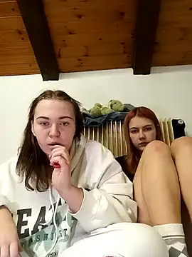 Snapshot of ella_grays chatting on January 2025 06:45:01 PM ella grays online show from January 2025 06:45:01 PM