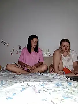 ella grays online show from June 2026 05:37:01 PM