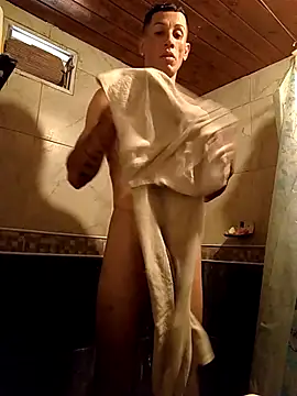 FlacoDani online show from November 2025 06:17:01 PM