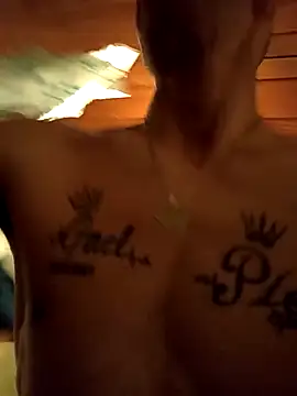 FlacoDani online show from November 2025 05:02:01 PM