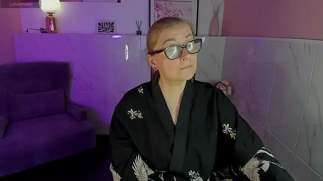 AlexandraKind online show from January 2025 02:25:01 AM