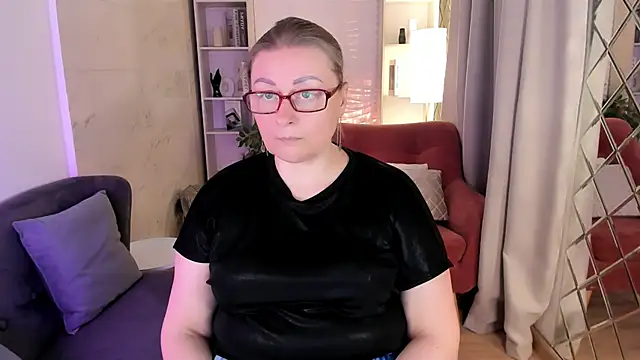 AlexandraKind online show from February 2026 08:36:02 PM