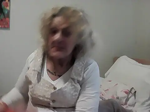 housewife shantie online show from March 2026 10:26:02 AM