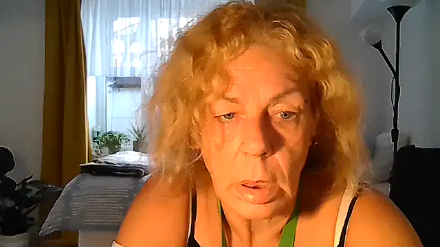 housewife shantie online show from July 2026 06:44:02 AM