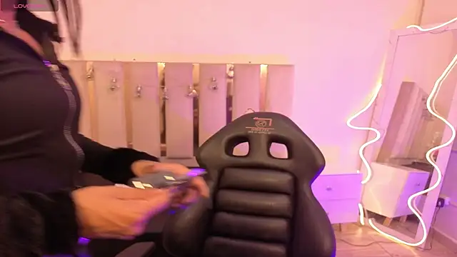 Andy tay1 online show from September 2025 02:59:02 AM