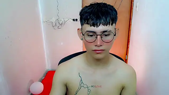 tanjiro cute online show from October 2025 08:13:01 AM