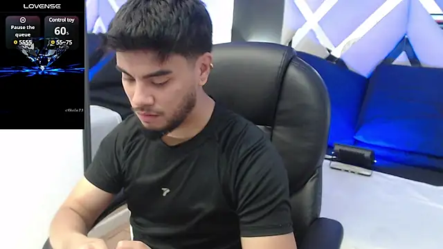 Tommidubois online show from December 2024 12:05:02 PM